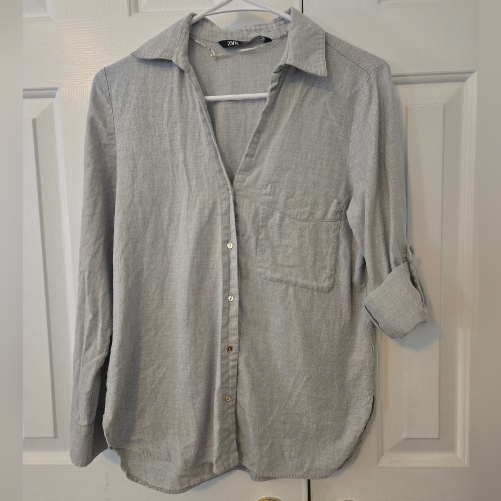 Zara Soft Gray Button Down Shirt Gold Buttons Roll Tab Sleeve Cotton Size XS